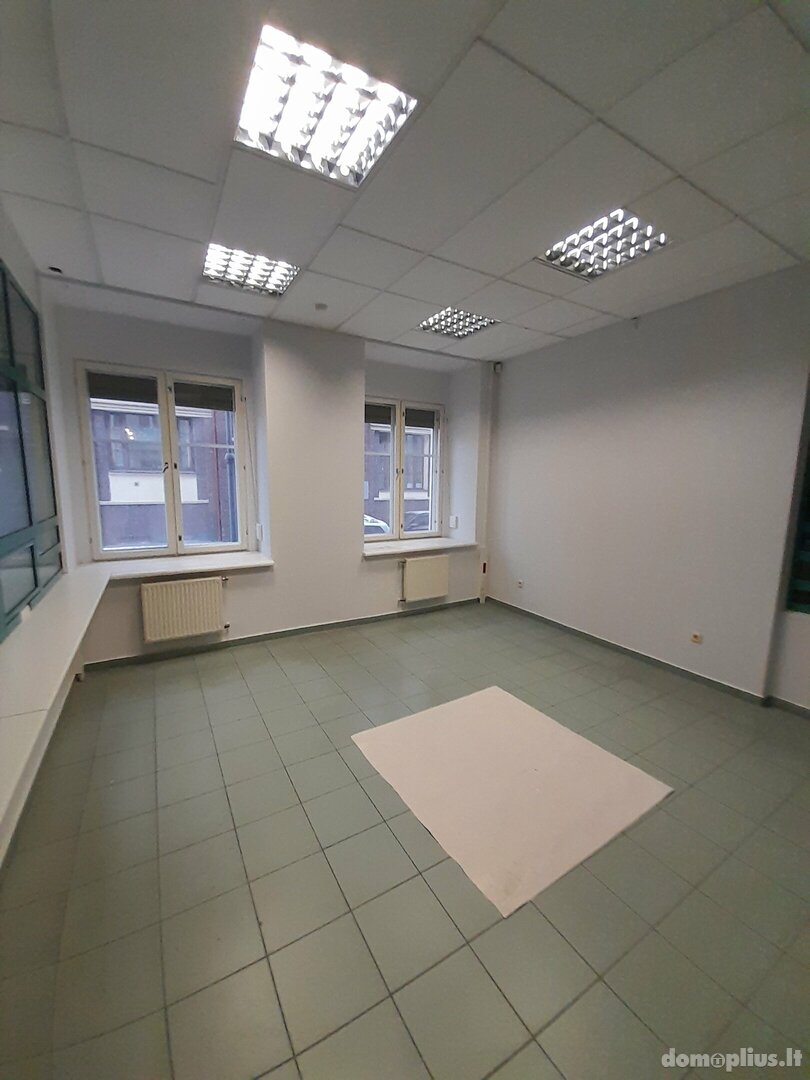 Biuro / Turizmo ir rekreacijos / Prekybos ir paslaugų Patalpų nuoma Klaipėdoje, Centre, Vytauto g.