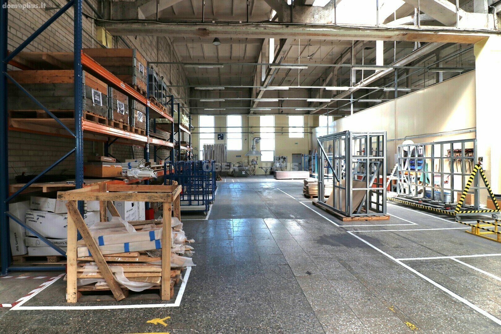 Parduodamos Gamybos ir sandėliavimo patalpos Panevėžyje, Centre, Pramonės g.