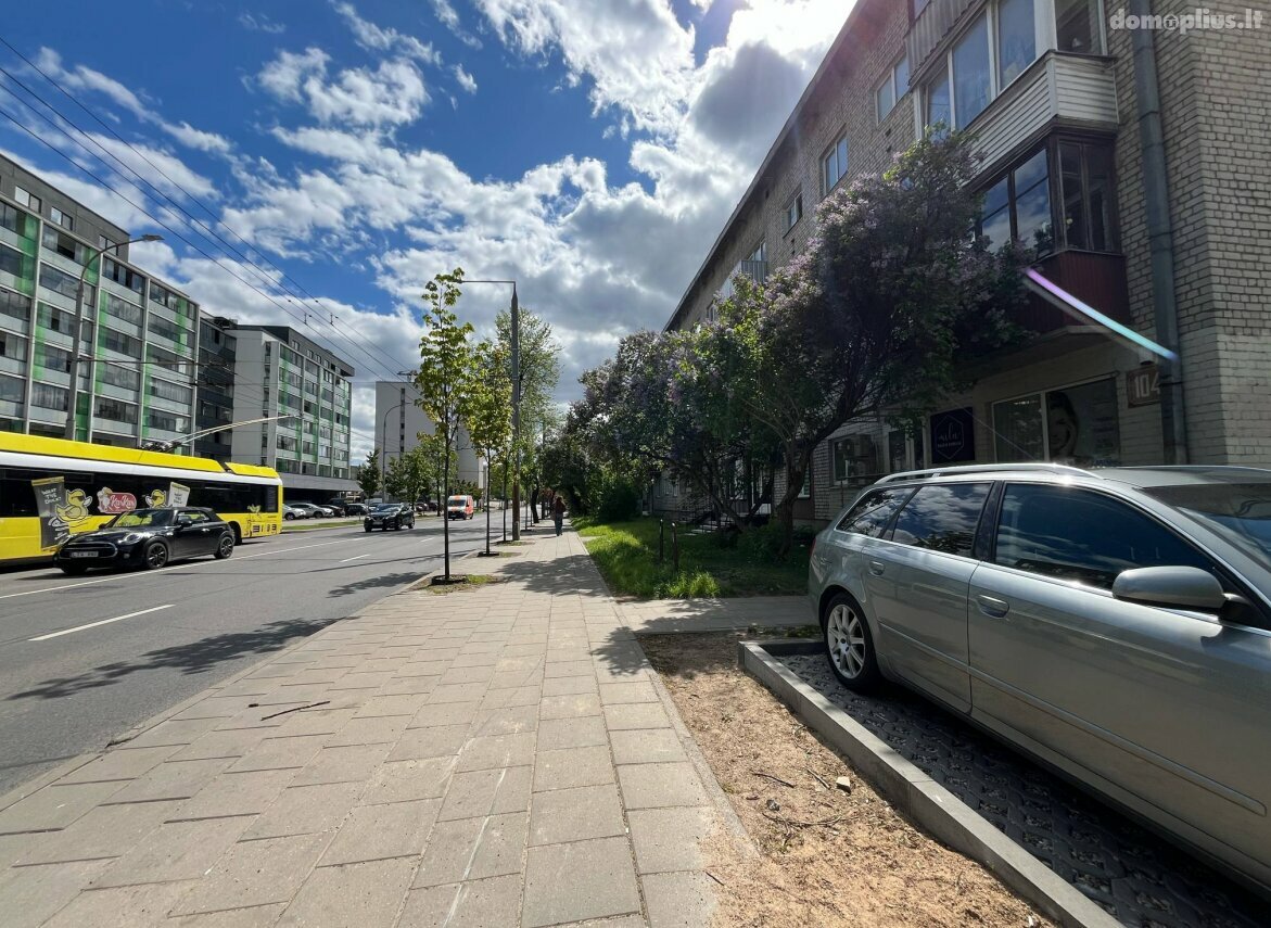 Parduodamos Gyvenamosios / Kita patalpos Vilniuje, Antakalnyje, Antakalnio g.