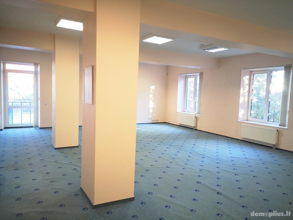 Для бюро / Производственнoe и складскoe / Складскoe Помещения в аренду Vilniuje, Šiaurės miestelis, Lakūnų g.