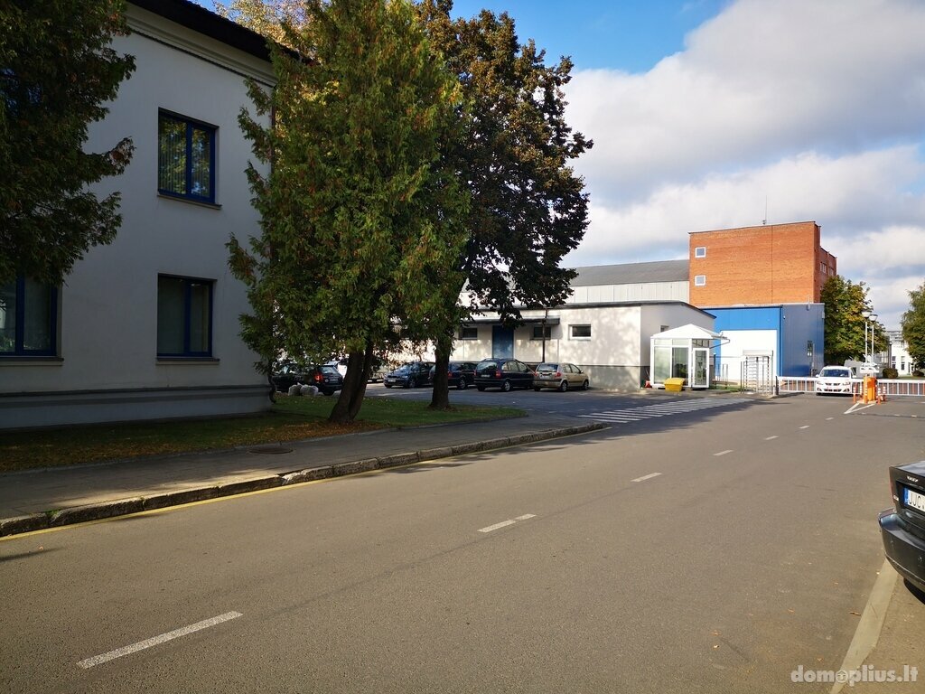 Для бюро / Производственнoe и складскoe / Складскoe Помещения в аренду Vilniuje, Šiaurės miestelis, Lakūnų g.