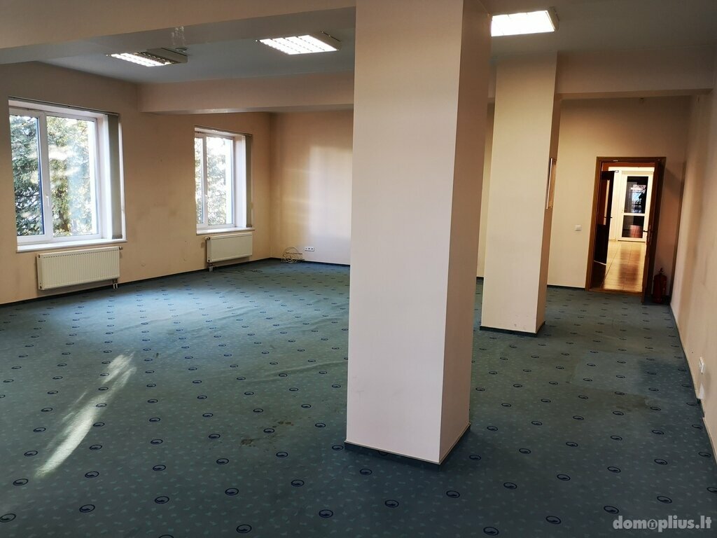 Для бюро / Производственнoe и складскoe / Складскoe Помещения в аренду Vilniuje, Šiaurės miestelis, Lakūnų g.