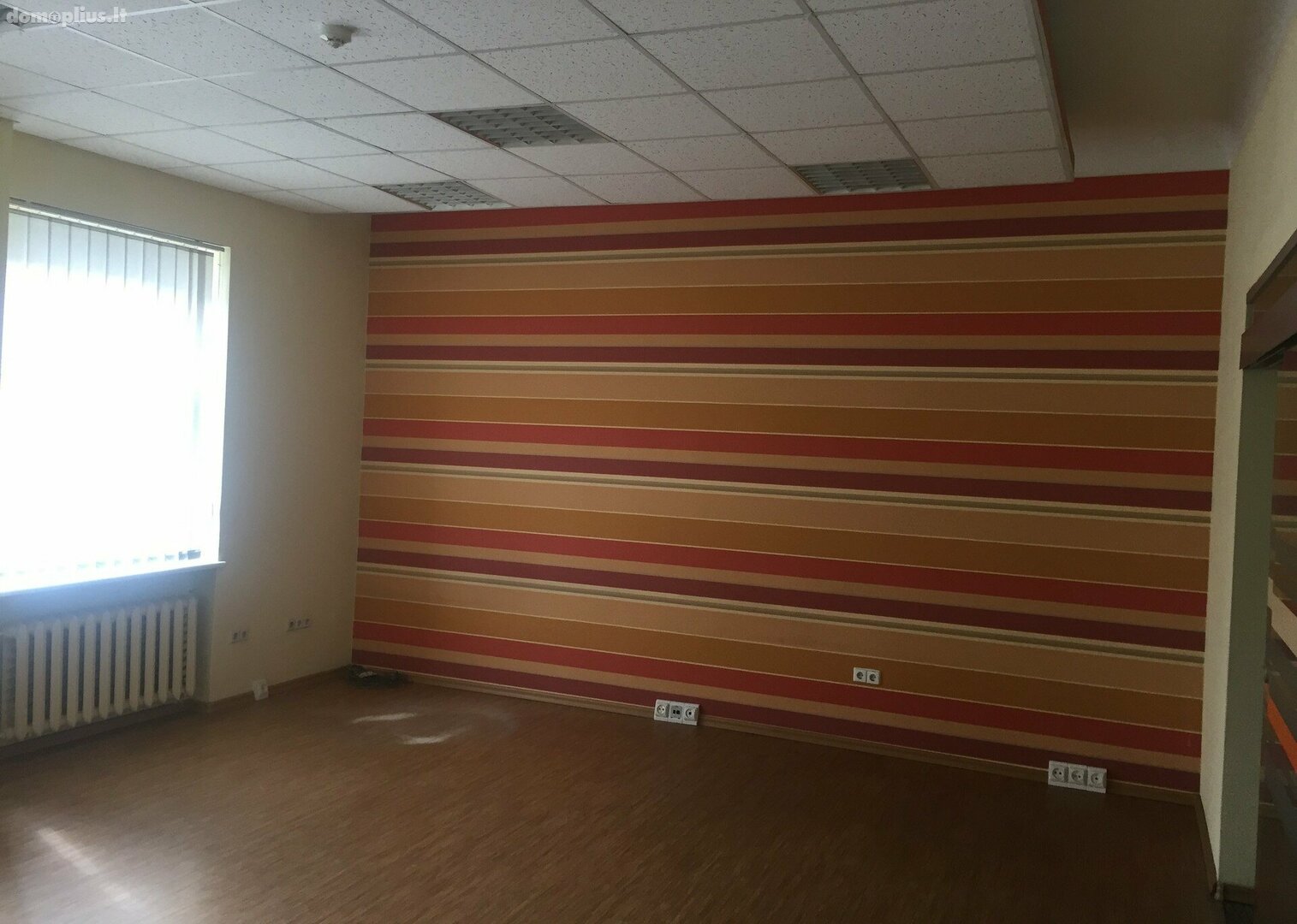 Для бюро / Tуризм / Торговое/сервисное Помещения в аренду Klaipėdoje, Centre, Liepų g.