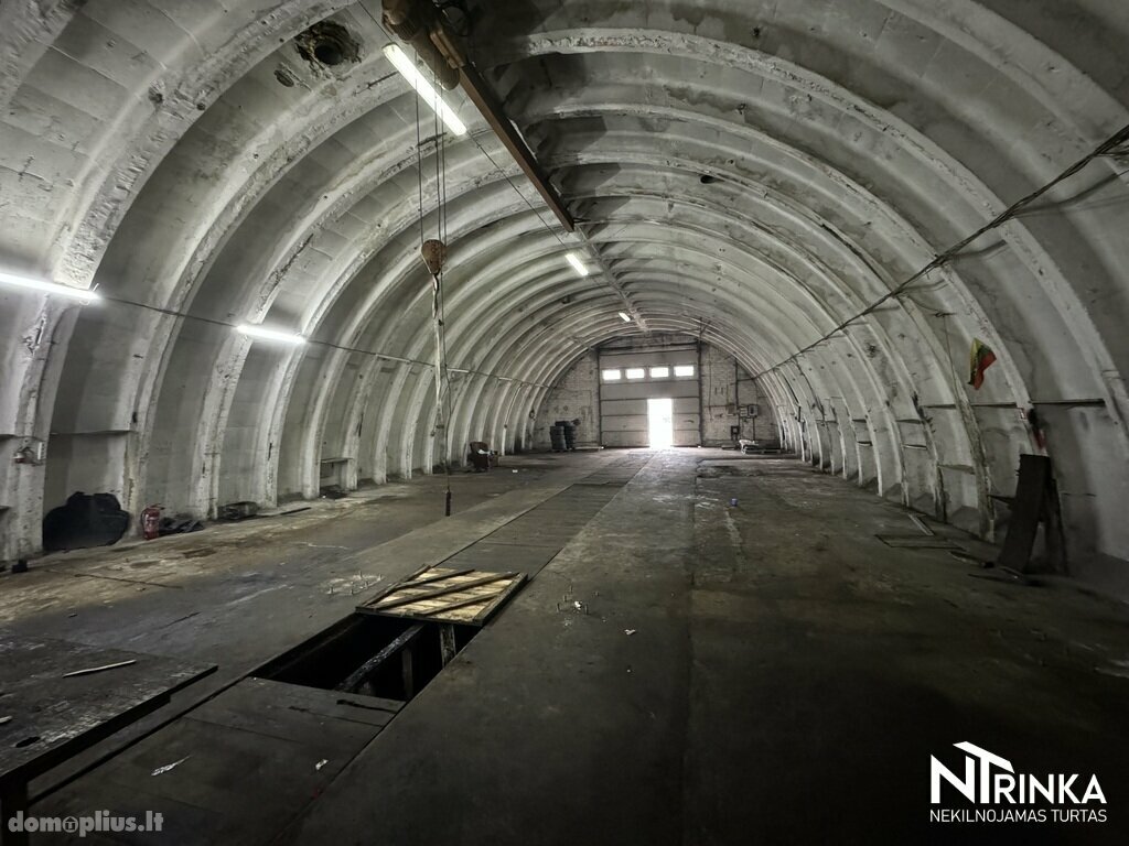 Для бюро / Производственнoe и складскoe / Складскoe Помещения в аренду Šiauliuose, Zokniuose, Radviliškio g.