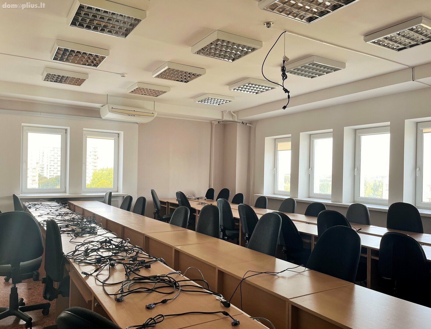 Для бюро / Торговое/сервисное / Прочее Помещения в аренду Vilniuje, Viršuliškėse, Laisvės pr.
