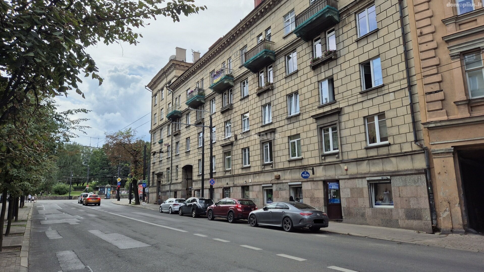 Parduodamos Prekybos ir paslaugų patalpos Vilniuje, Senamiestyje, Jogailos g.