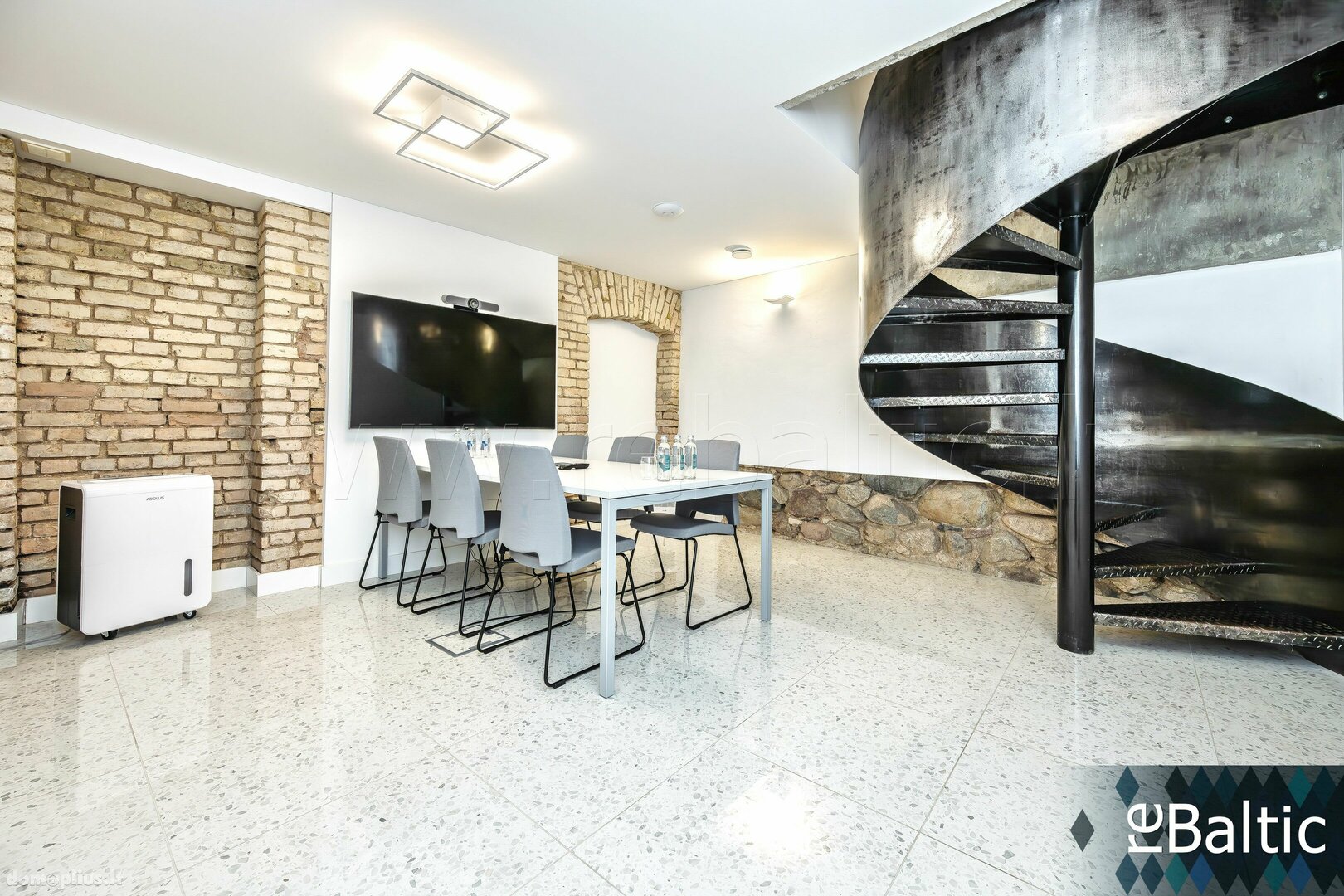 For sale Office premises Vilniuje, Naujamiestyje, A. Rotundo g.