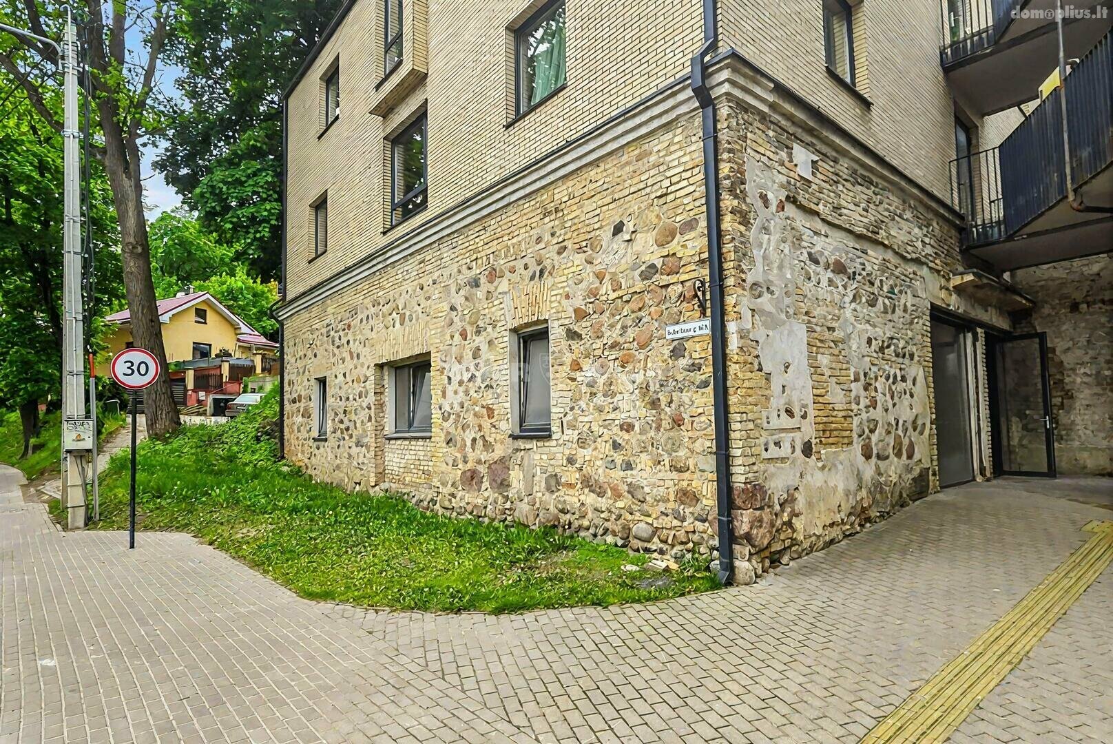 For sale Commercial/service premises Vilniuje, Markučiuose, Subačiaus g.