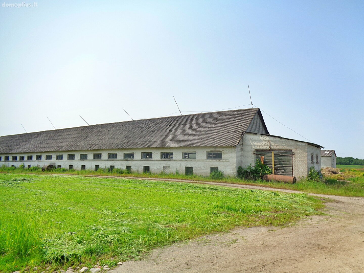 Продаётся Производственнoe и складскoe / Прочее помещения Biržų rajono sav., Juostaviečiuose, Kaštonų g.