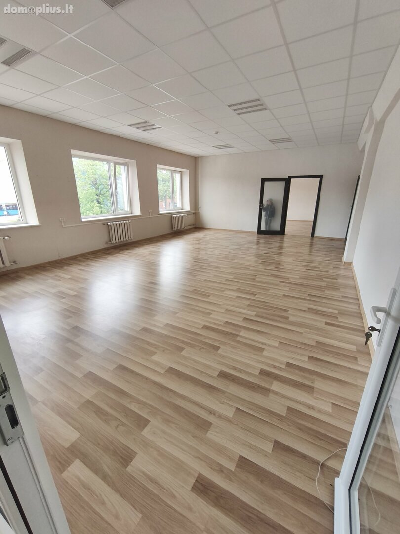Для бюро / Tуризм / Торговое/сервисное Помещения в аренду Klaipėdoje, Centre, Naujoji Uosto g.