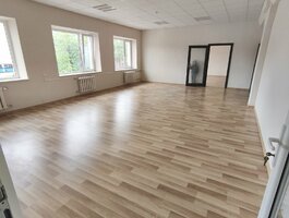 Для бюро / Tуризм / Торговое/сервисное Помещения в аренду Klaipėdoje, Centre, Naujoji Uosto g.