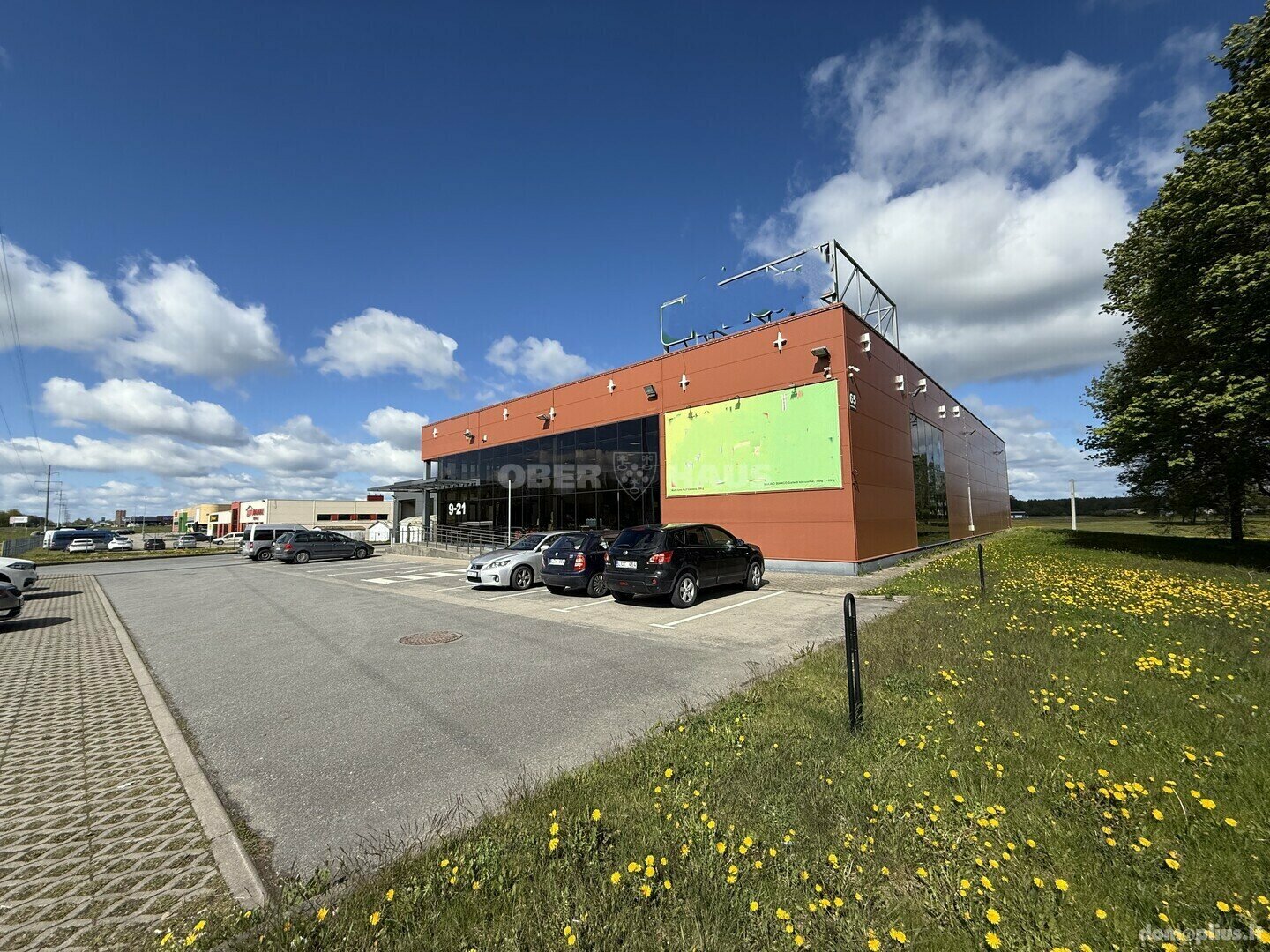 Prekybos ir paslaugų Patalpų nuoma Šiauliuose, Dainiuose, Architektų g.