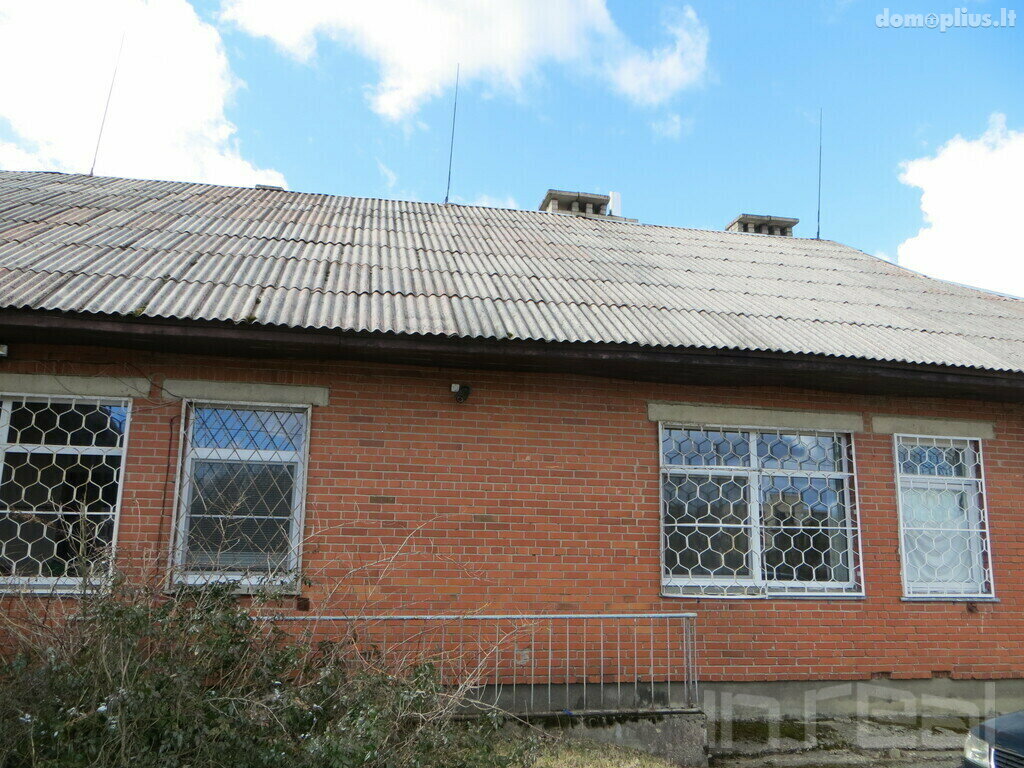 Parduodamos Gamybos ir sandėliavimo / Sandėliavimo patalpos Utenos rajono sav., Vaikutėnuose, Tvenkinių g.