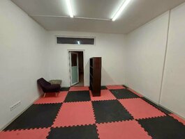 Biuro / Prekybos ir paslaugų / Gamybos ir sandėliavimo Patalpų nuoma Vilniuje, Žirmūnuose, Pulko g.