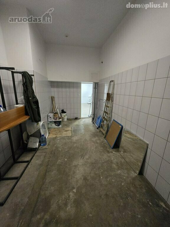 Для бюро / Производственнoe и складскoe / Складскoe Помещения в аренду Vilniuje, Karoliniškėse, Rolando Jankausko g.