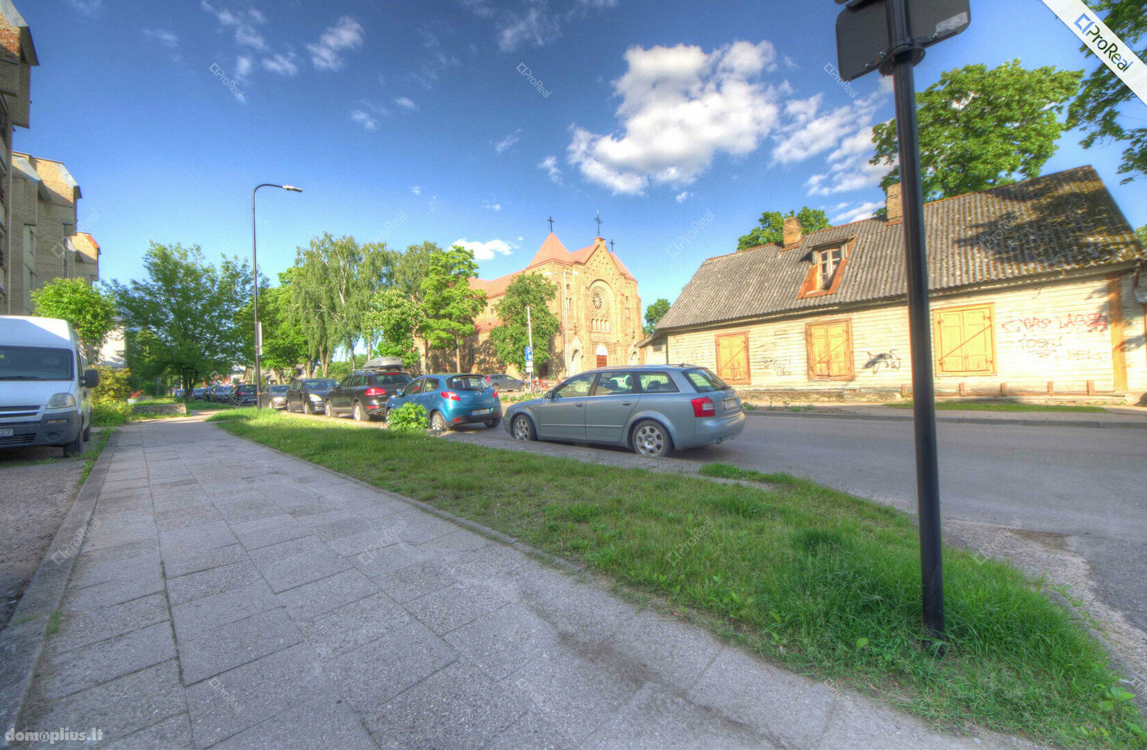 Parduodamos Prekybos ir paslaugų patalpos Vilniuje, Žvėryne, Sėlių g.