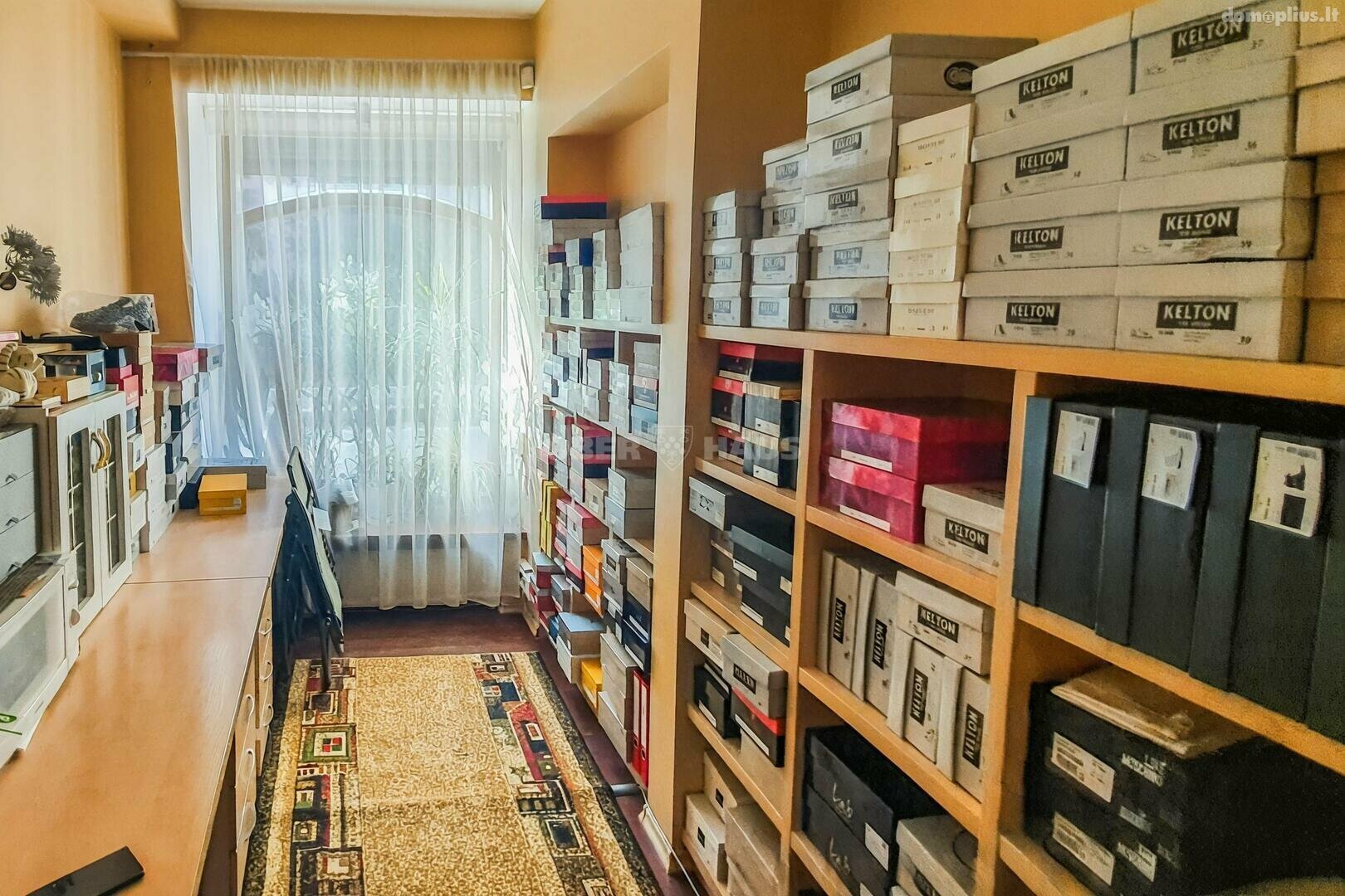 Parduodamos Biuro patalpos Vilniuje, Senamiestyje, Visų Šventųjų g.