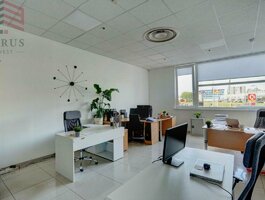Parduodamos  patalpos Vilniuje, Žirmūnuose, Kareivių g.