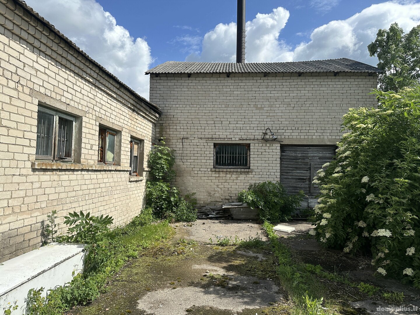 Parduodamos Prekybos ir paslaugų patalpos Šiaulių rajono sav., Meškuičiuose, Šiaulių g.
