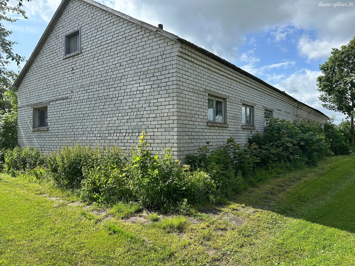 Parduodamos Prekybos ir paslaugų patalpos Šiaulių rajono sav., Meškuičiuose, Šiaulių g.