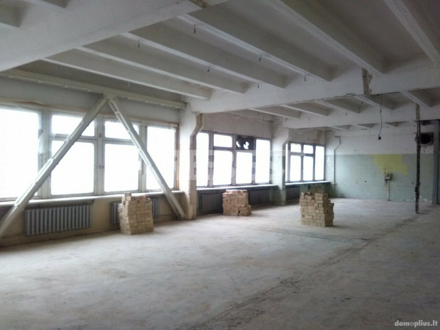 Производственнoe и складскoe Помещения в аренду Šiauliuose, Žaliūkiuose, K. Donelaičio g.