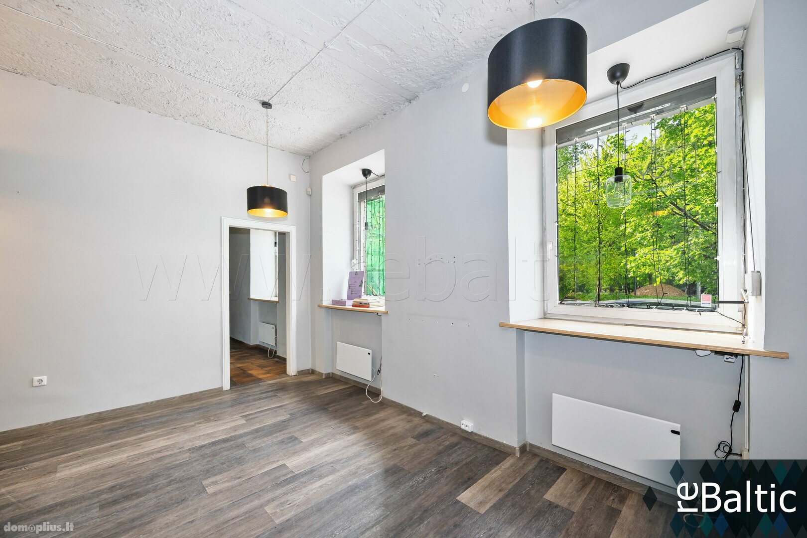 Commercial/service Premises for rent Vilniuje, Naujamiestyje, Vasario 16-osios g.