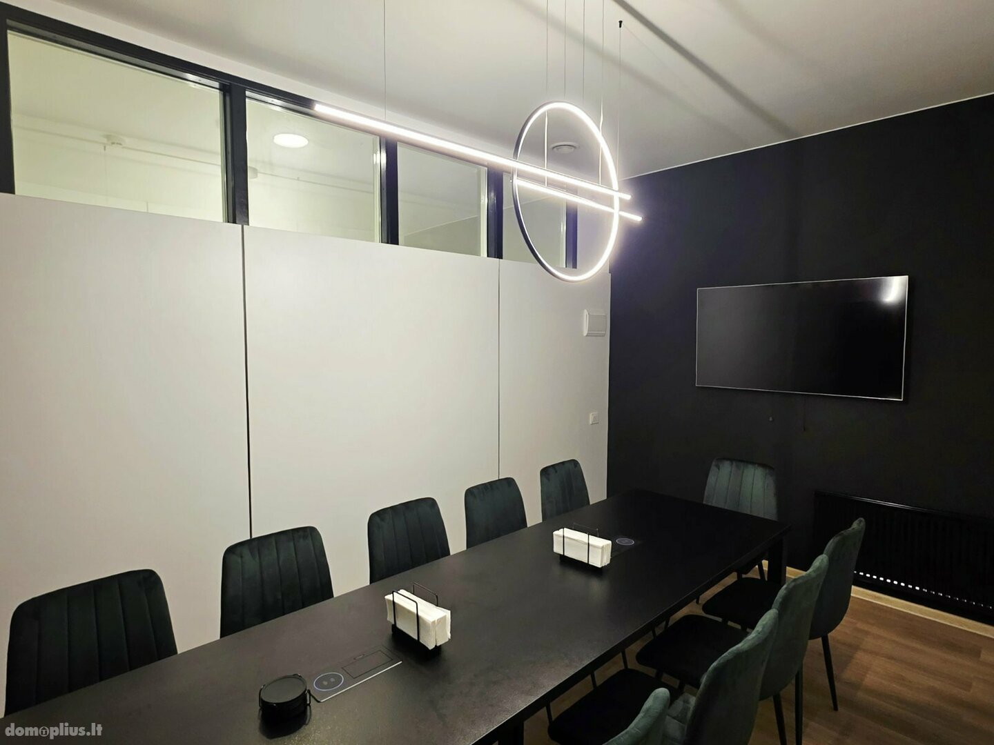 Biuro / Prekybos ir paslaugų / Kita Patalpų nuoma Šiauliuose, Centre, Vytauto g.