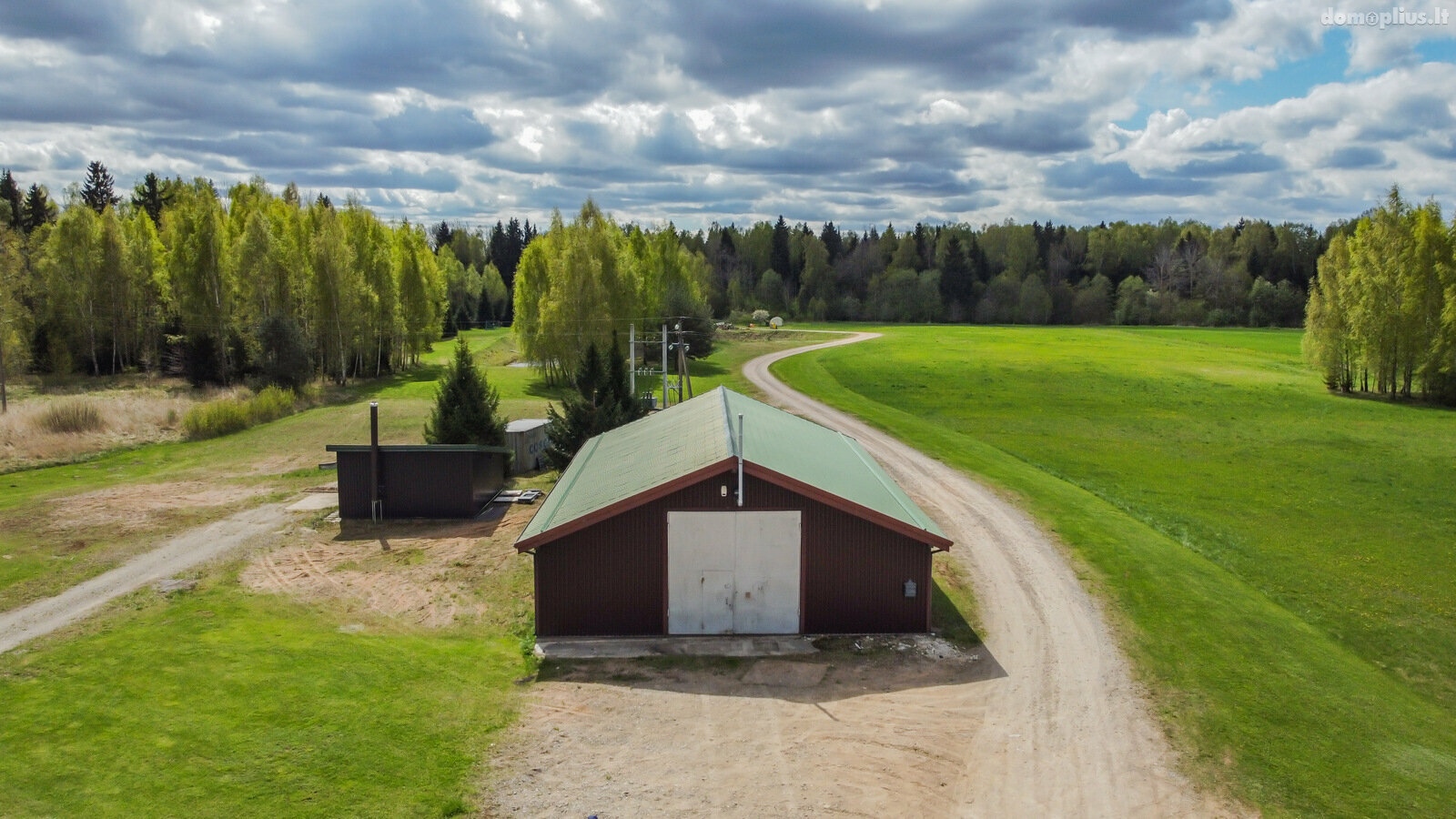 Sandėliavimo / Prekybos ir paslaugų / Gamybos ir sandėliavimo Patalpų nuoma Šiaulių rajono sav., Lukšiuose, Bokšto g.