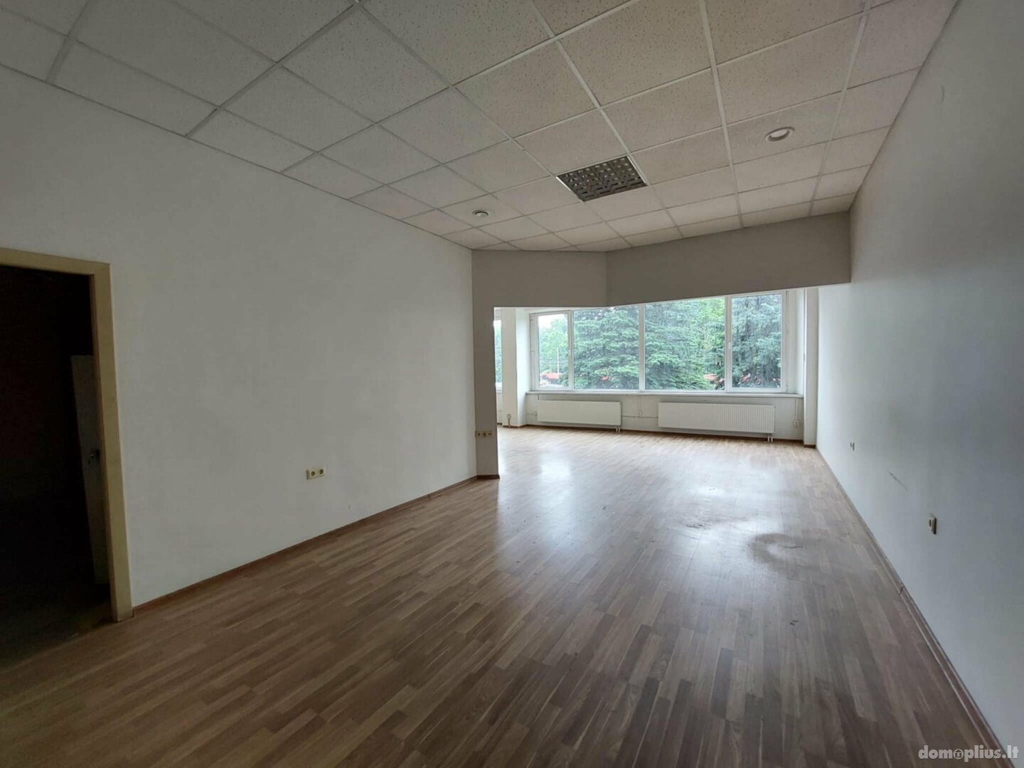 Office / Commercial/service / Other Premises for rent Vilniuje, Žirmūnuose, Žirmūnų g.