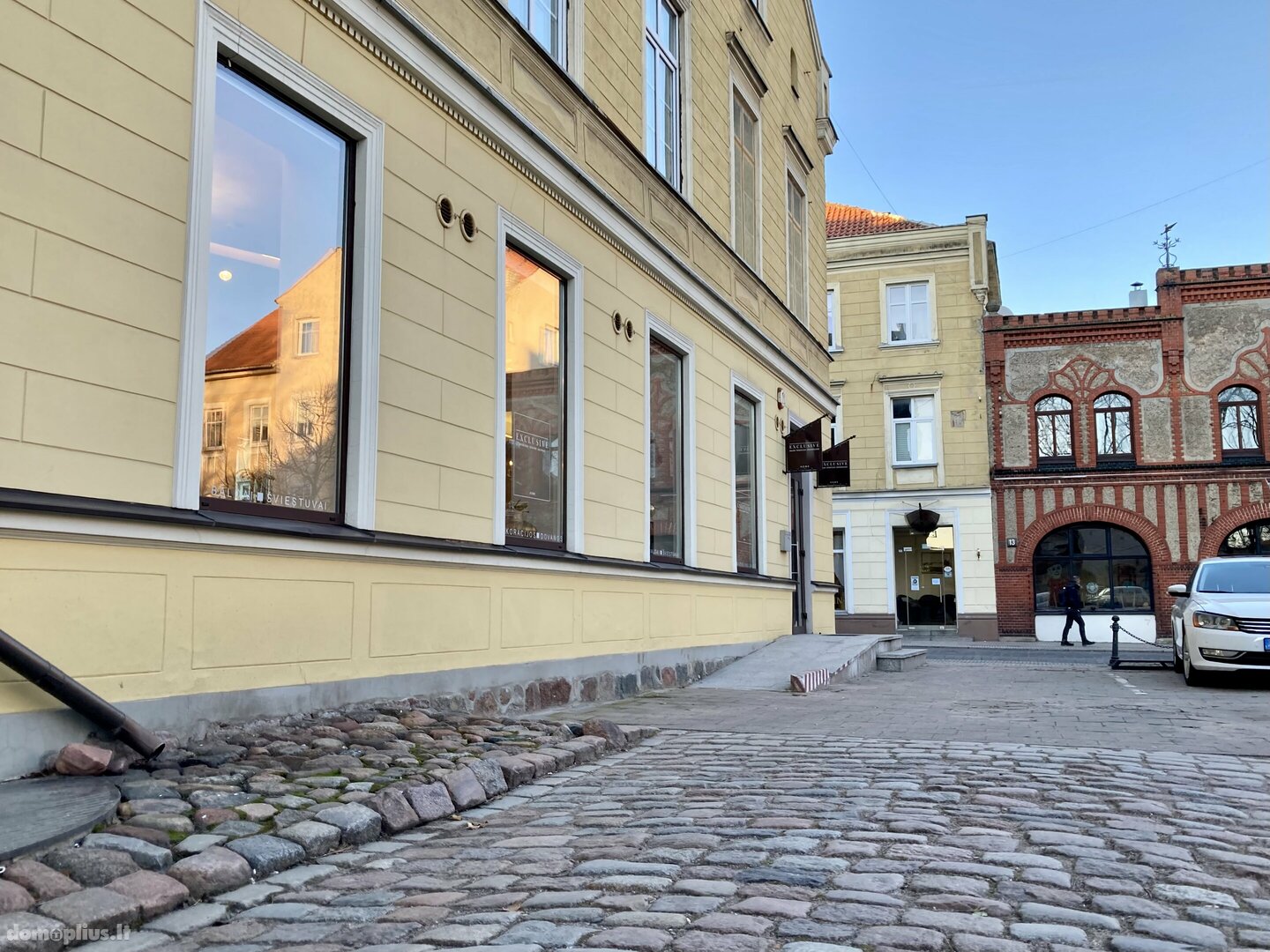 Parduodamos Prekybos ir paslaugų patalpos Klaipėdoje, Senamiestyje, Tiltų g.