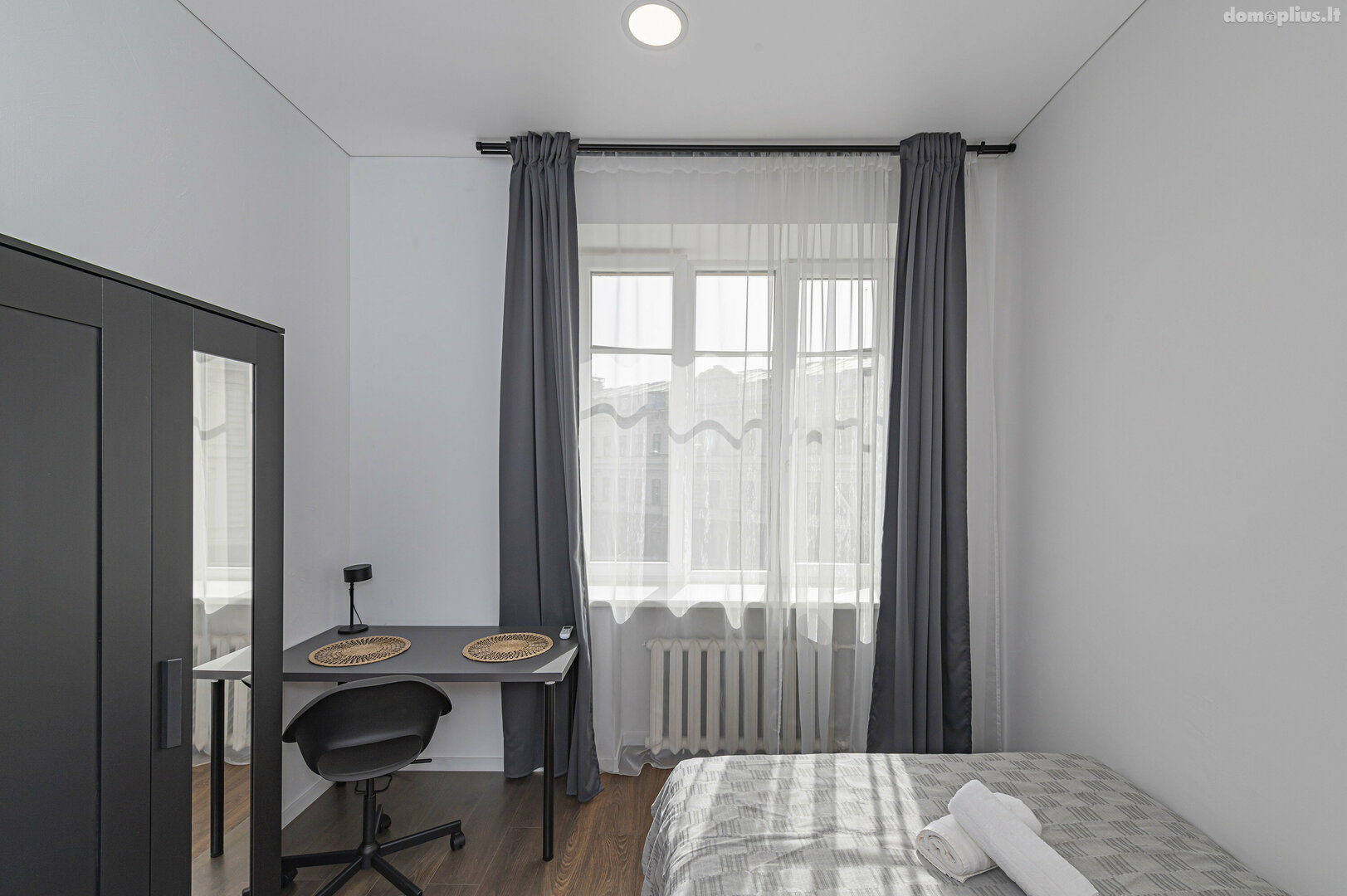 Minimalist Studio Apartment by Hostlovers. Apartment rent Kaune, Centre, Savanorių pr.