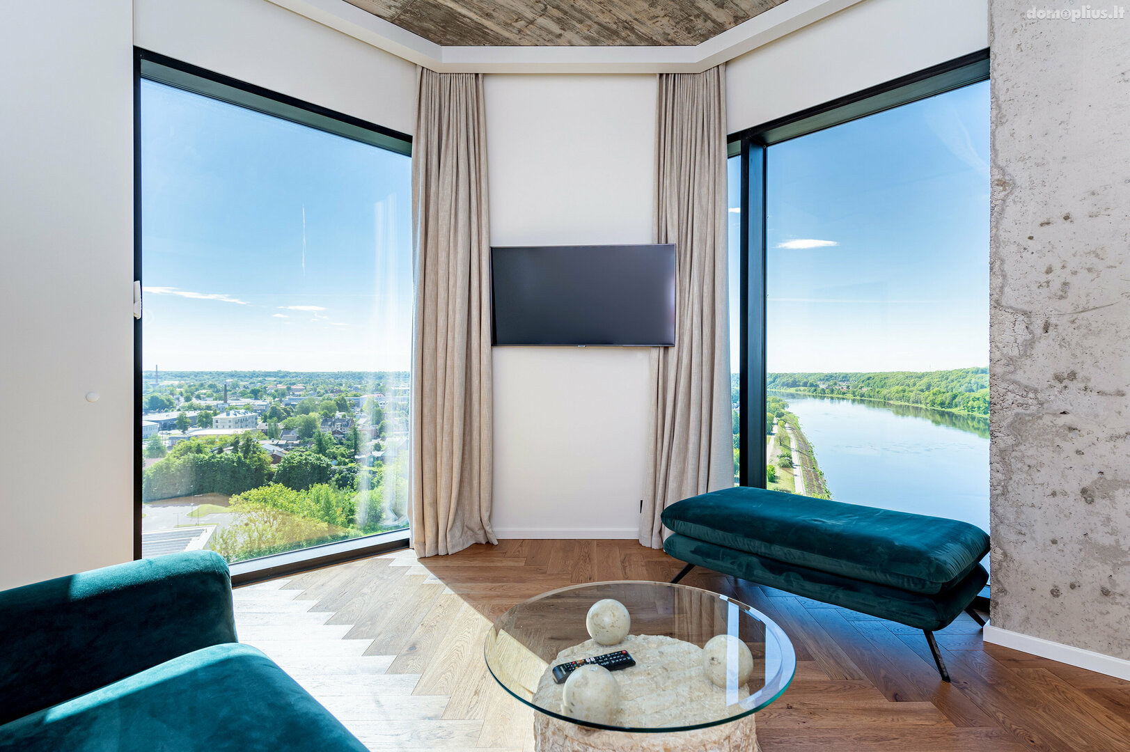 Panoramic View 1 BD Apartment by Hostlovers. Buto nuoma Kaune, Žemieji Šančiai, A. Juozapavičiaus pr.