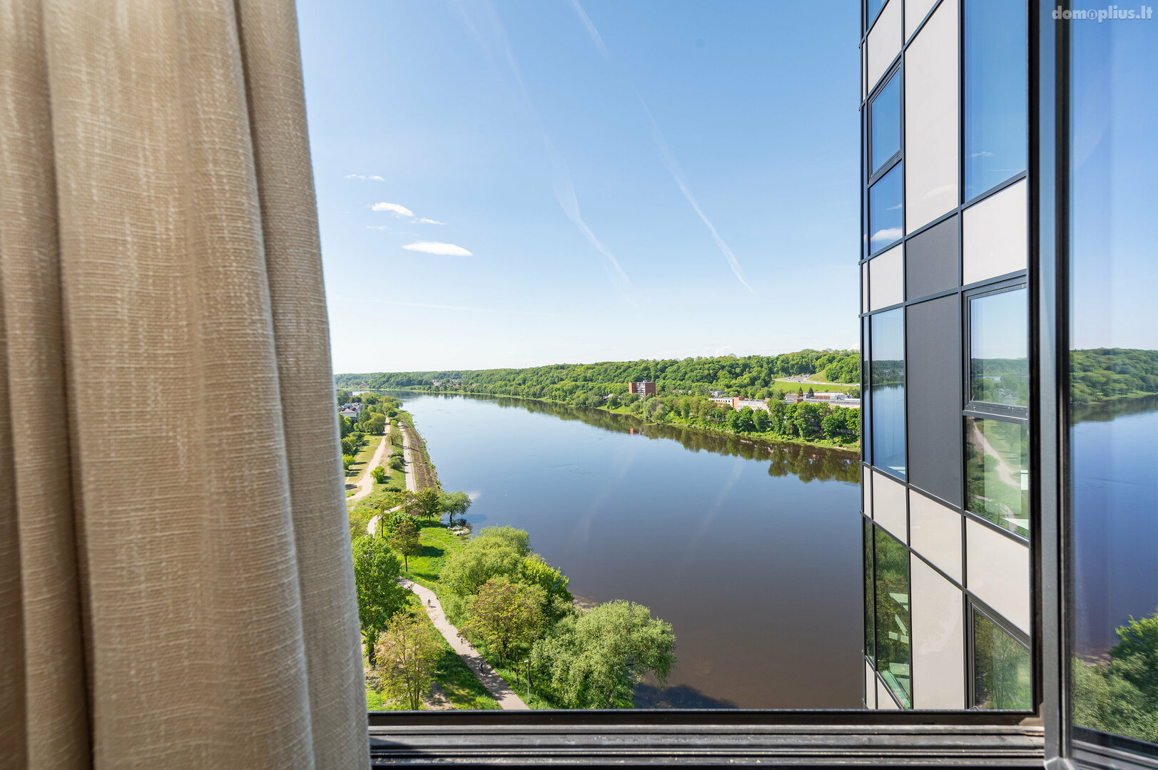 Panoramic View 1 BD Apartment by Hostlovers. Buto nuoma Kaune, Žemieji Šančiai, A. Juozapavičiaus pr.