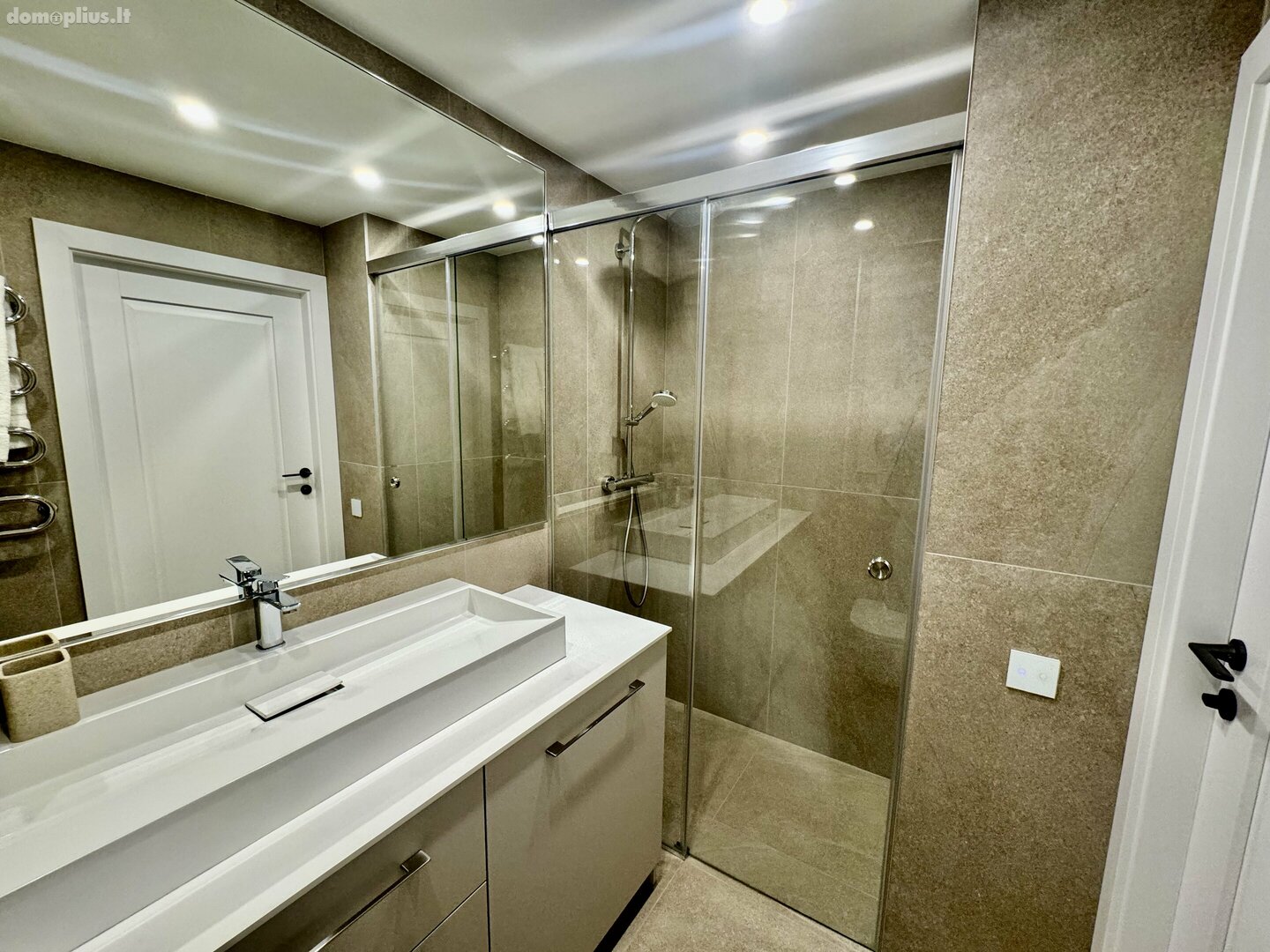 Draugystės II apartamentai. Buto nuoma Šiauliuose, Centre, Draugystės pr.