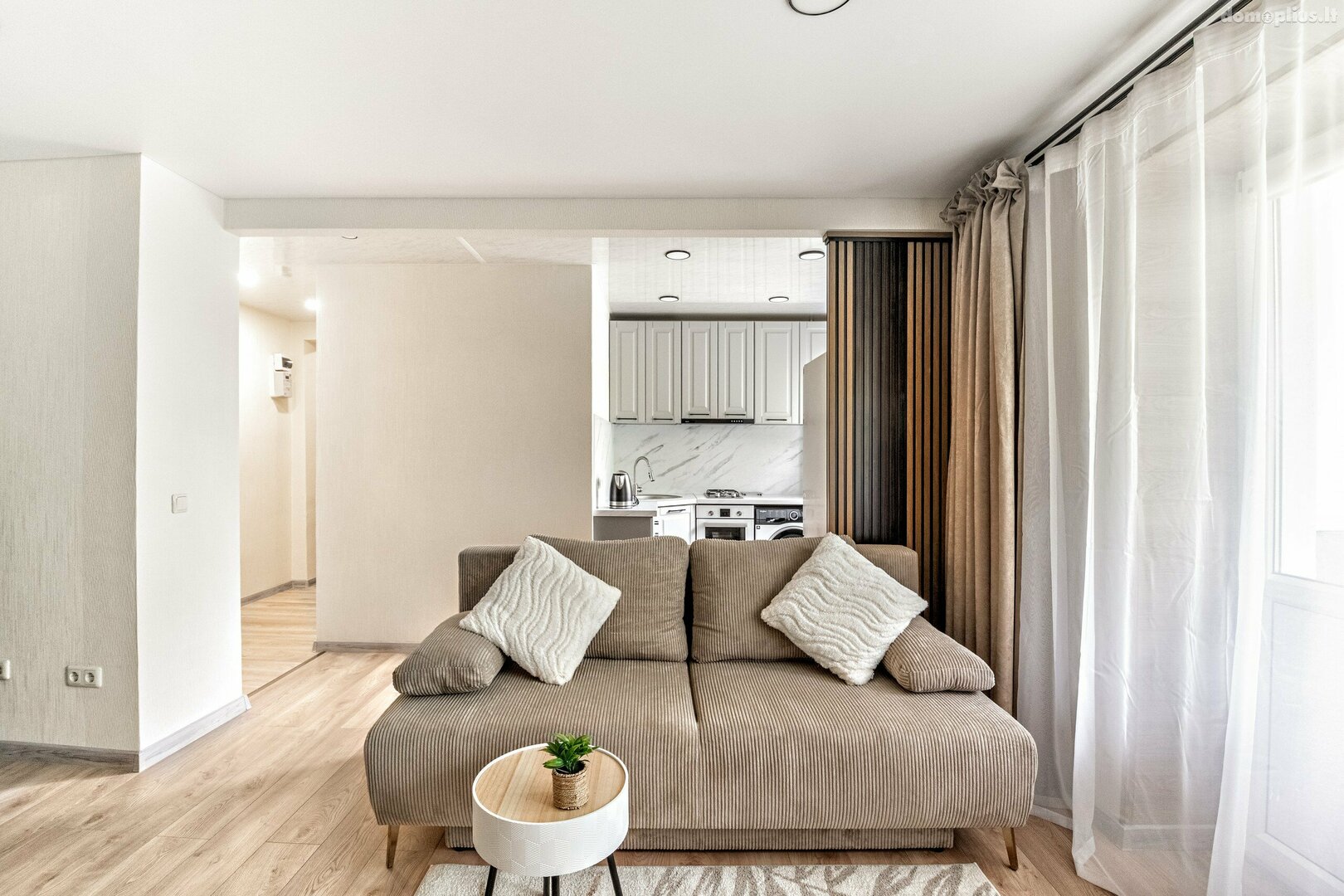 Šviesūs ir jaukūs apartamentai. Buto nuoma Klaipėdoje, Sportininkuose, Švyturio g.