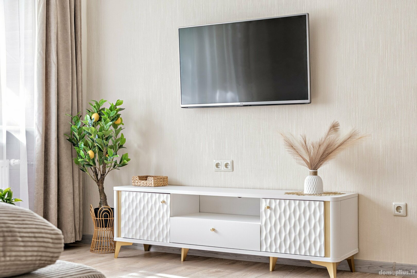 Šviesūs ir jaukūs apartamentai. Buto nuoma Klaipėdoje, Sportininkuose, Švyturio g.