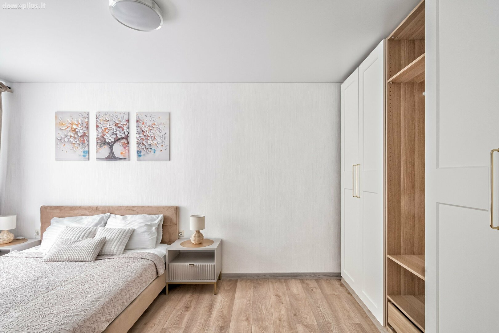 Šviesūs ir jaukūs apartamentai. Buto nuoma Klaipėdoje, Sportininkuose, Švyturio g.