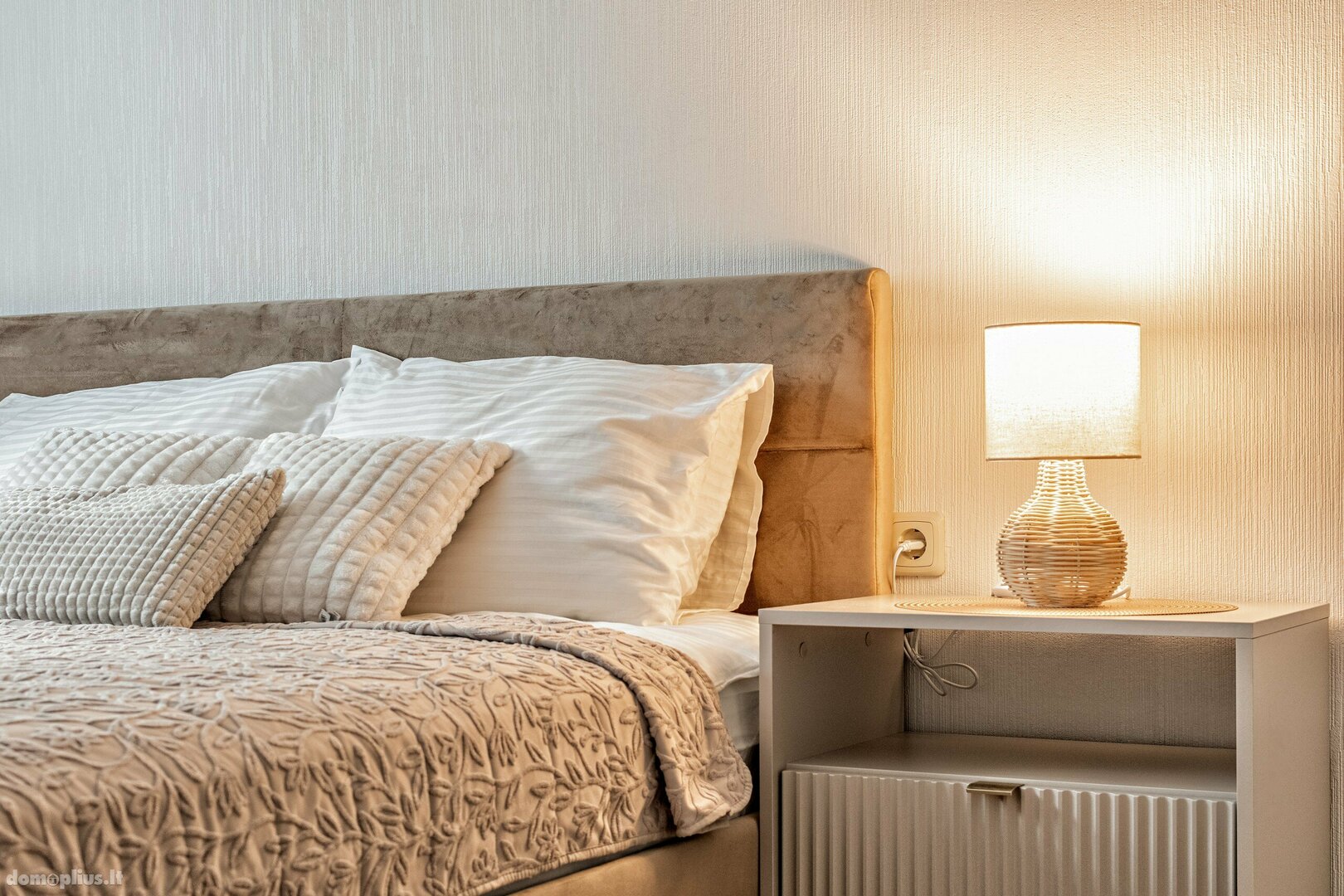 Šviesūs ir jaukūs apartamentai. Buto nuoma Klaipėdoje, Sportininkuose, Švyturio g.