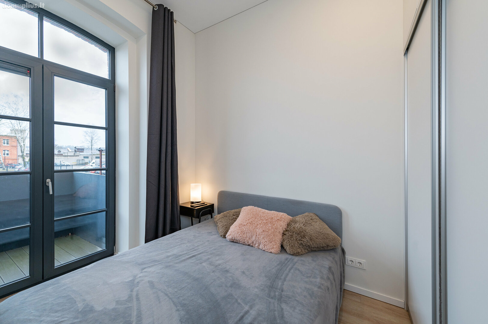 Shanti barracks ap by Polo apartments. Buto nuoma Kaune, Žemieji Šančiai, A. Juozapavičiaus pr.