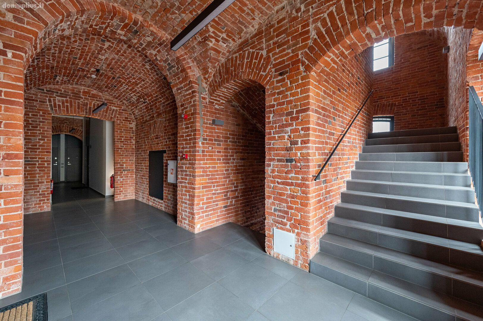 Shanti barracks ap by Polo apartments. Buto nuoma Kaune, Žemieji Šančiai, A. Juozapavičiaus pr.