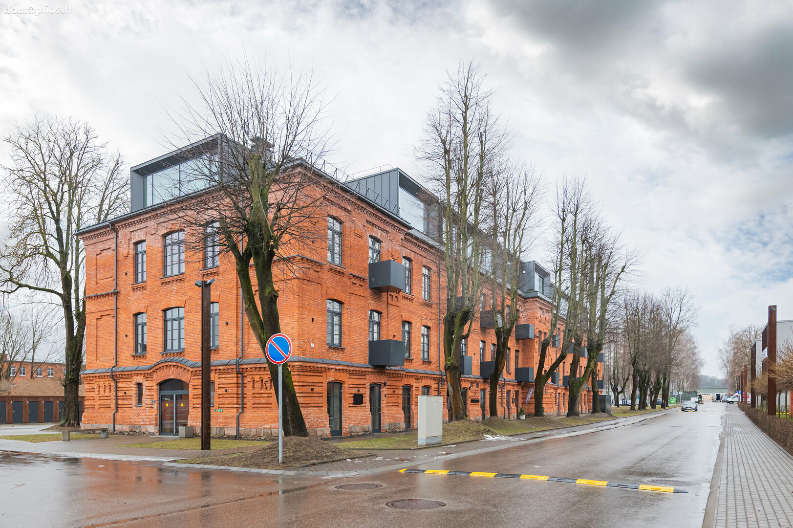 Shanti barracks ap by Polo apartments. Buto nuoma Kaune, Žemieji Šančiai, A. Juozapavičiaus pr.