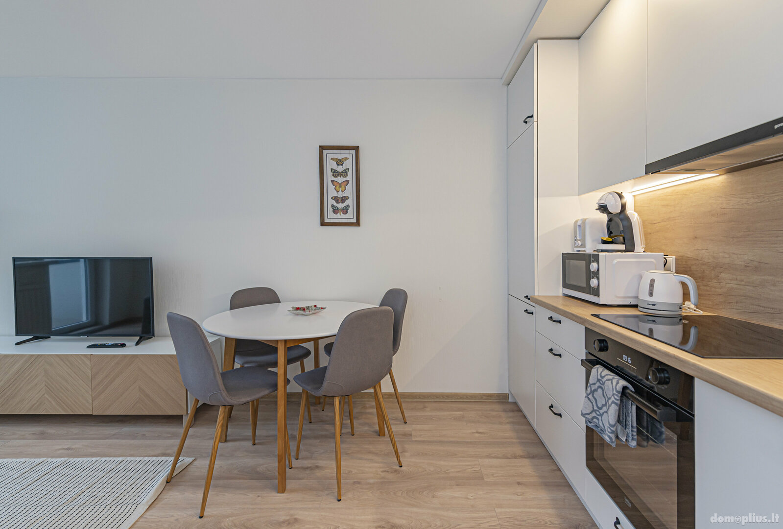 Luminious ap w balcony by PoloApartments. Buto nuoma Kaune, Dainavoje, Partizanų g.
