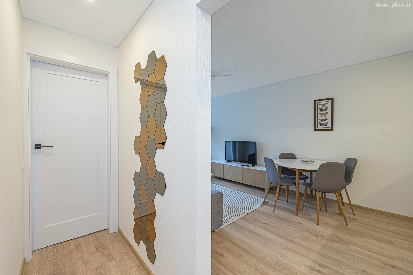Luminious ap w balcony by PoloApartments. Buto nuoma Kaune, Dainavoje, Partizanų g.