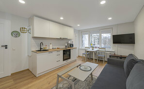 Apartment Lampedis by Polo Apartments. Квартира аренда Kaune, Lampėdžiuose, Raudondvario pl.