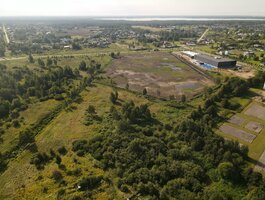 Land Šiauliuose, Lieporiuose, Latvių g.