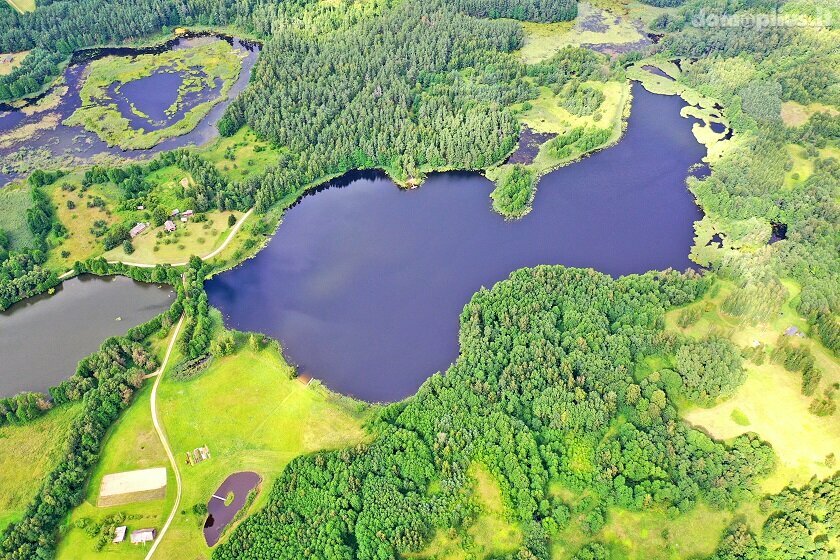 Land for sale Utenos rajono sav., Maneičiuose, Upelio g.