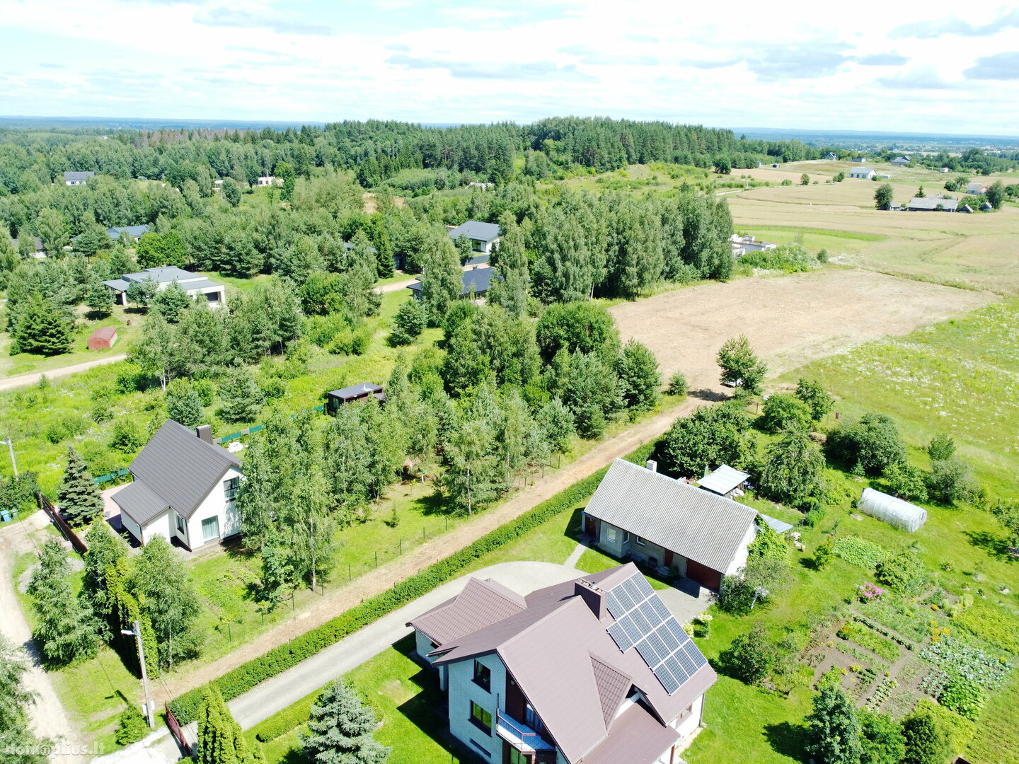 Land for sale Vilniaus rajono sav., Vėliučionyse, Beržų g.