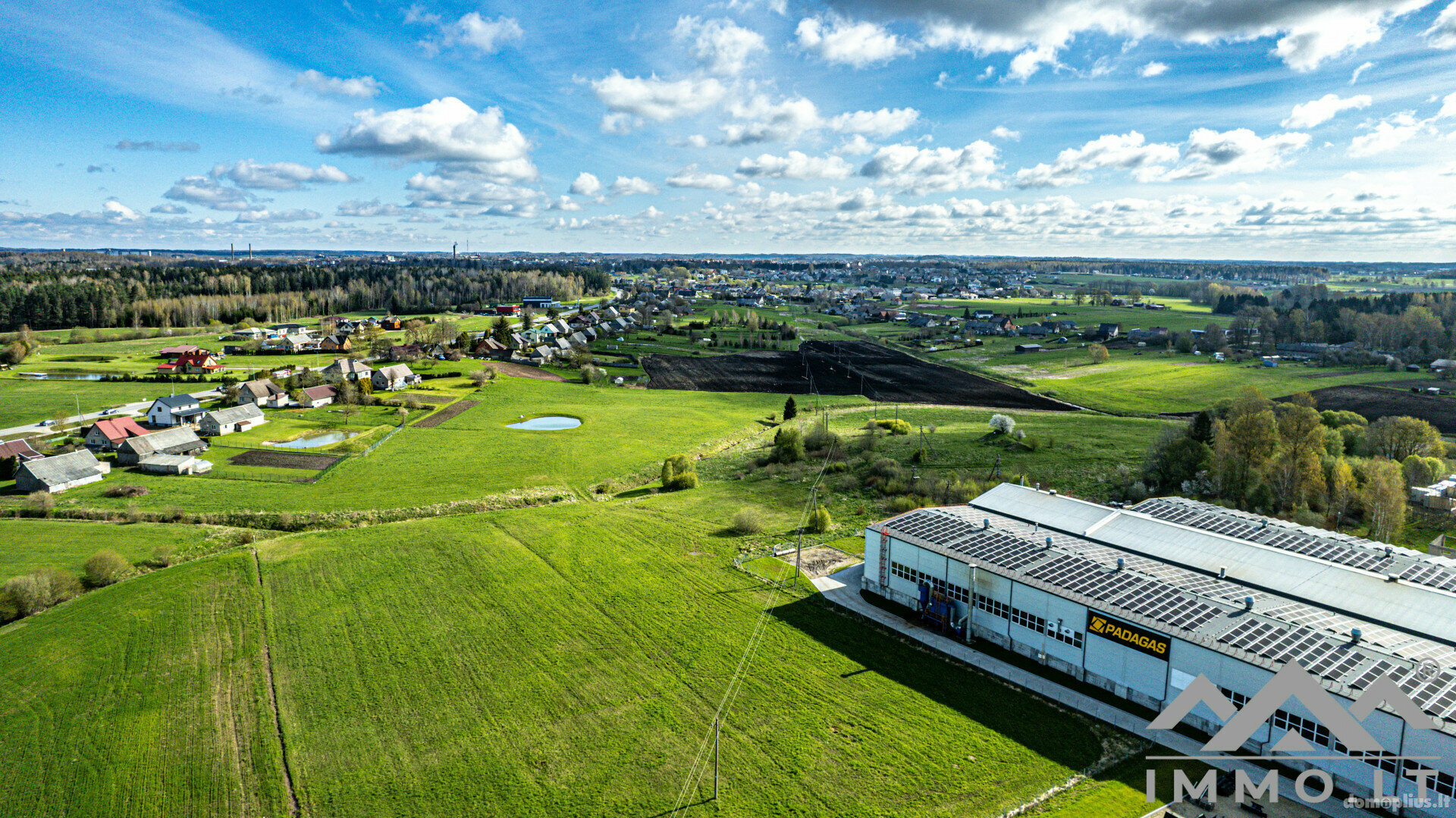 Land for sale Plungės rajono sav., Varkaliuose, Pušies g.