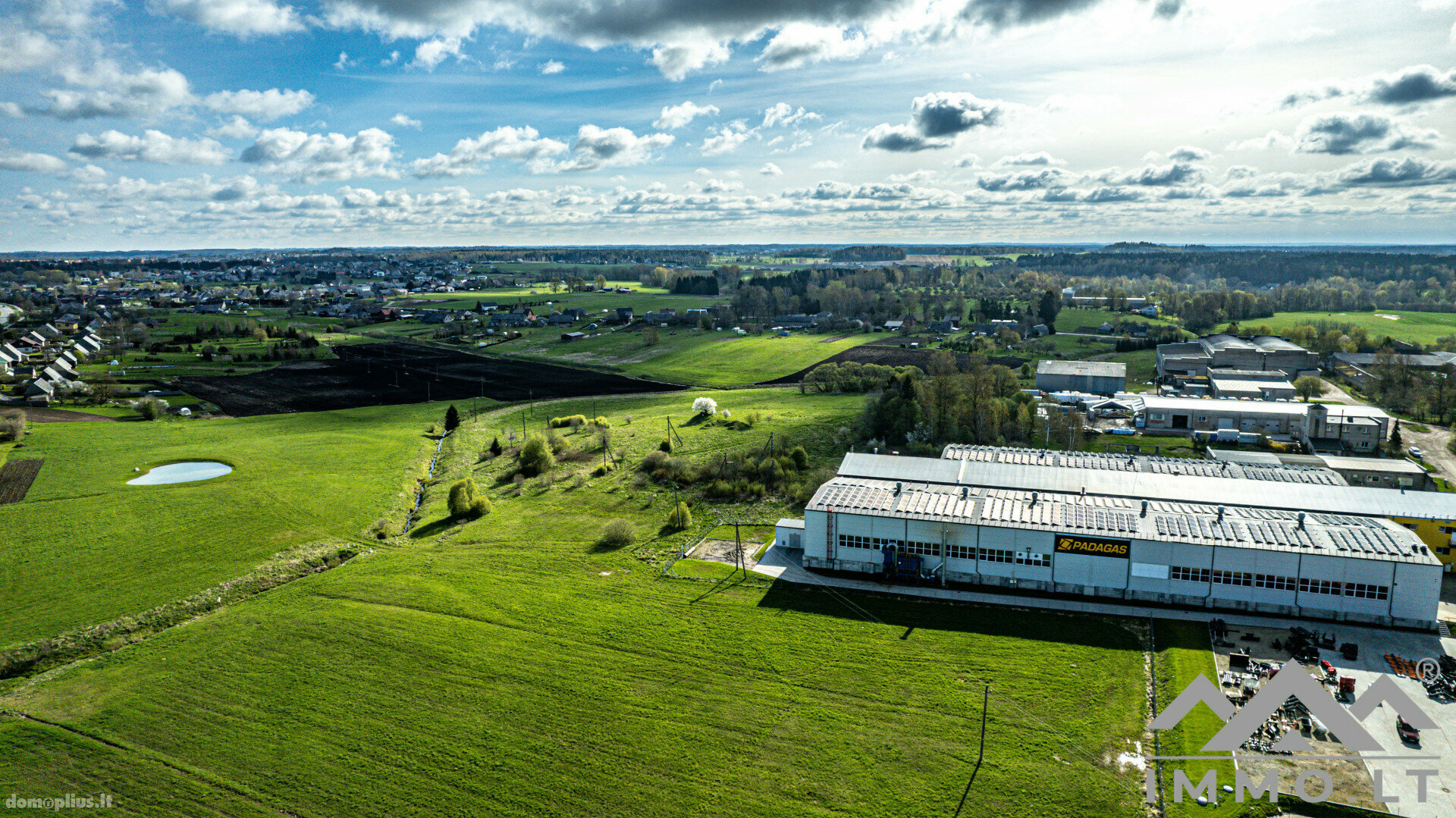 Land for sale Plungės rajono sav., Varkaliuose, Pušies g.