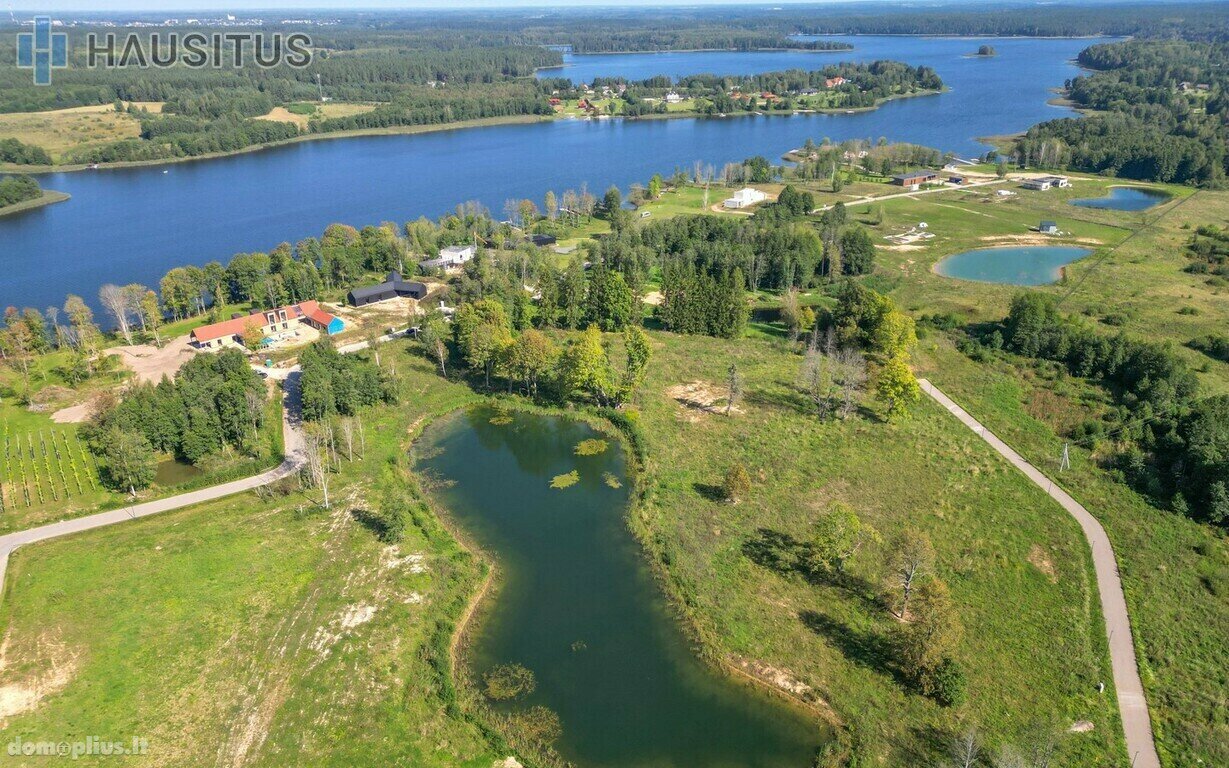 Parduodamas sklypas Molėtų rajono sav.